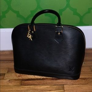 Vintage Louis Vuitton Eli Alma Bag